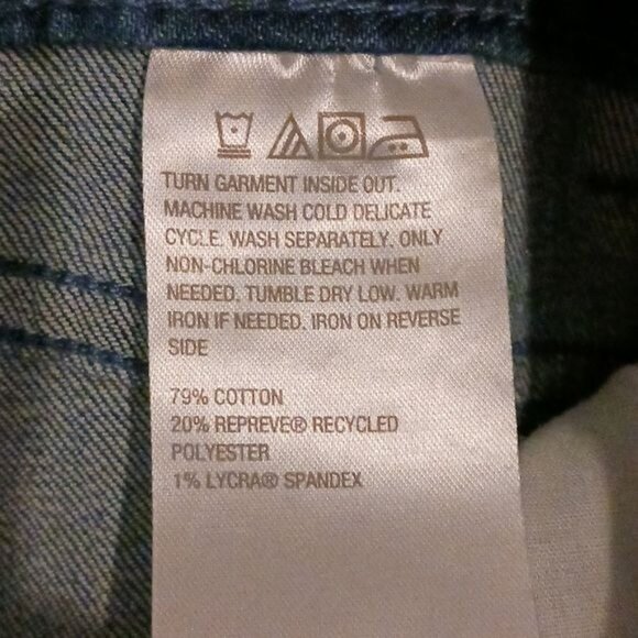 NEW G by Giuliana Black Label Echochic Rhinestone‎ Straight Leg Jean, Size 6 - Picture 12 of 14